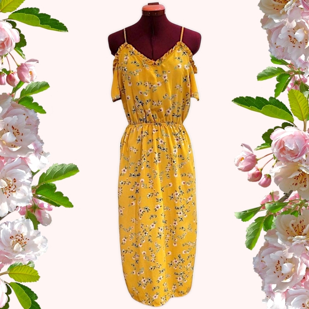 💛 4/$20 | Cold-Shoulder Dress